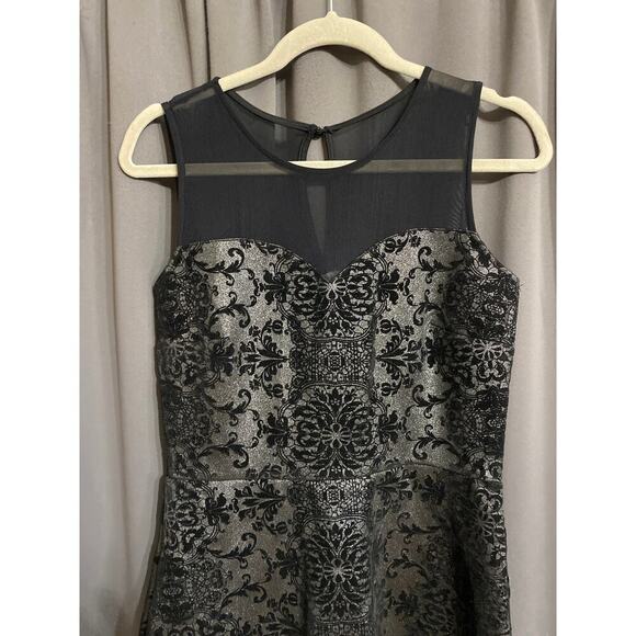 NWT MAURICES WO SIZE Small Black velvet accent design Silver Metallic dress - Picture 4 of 12